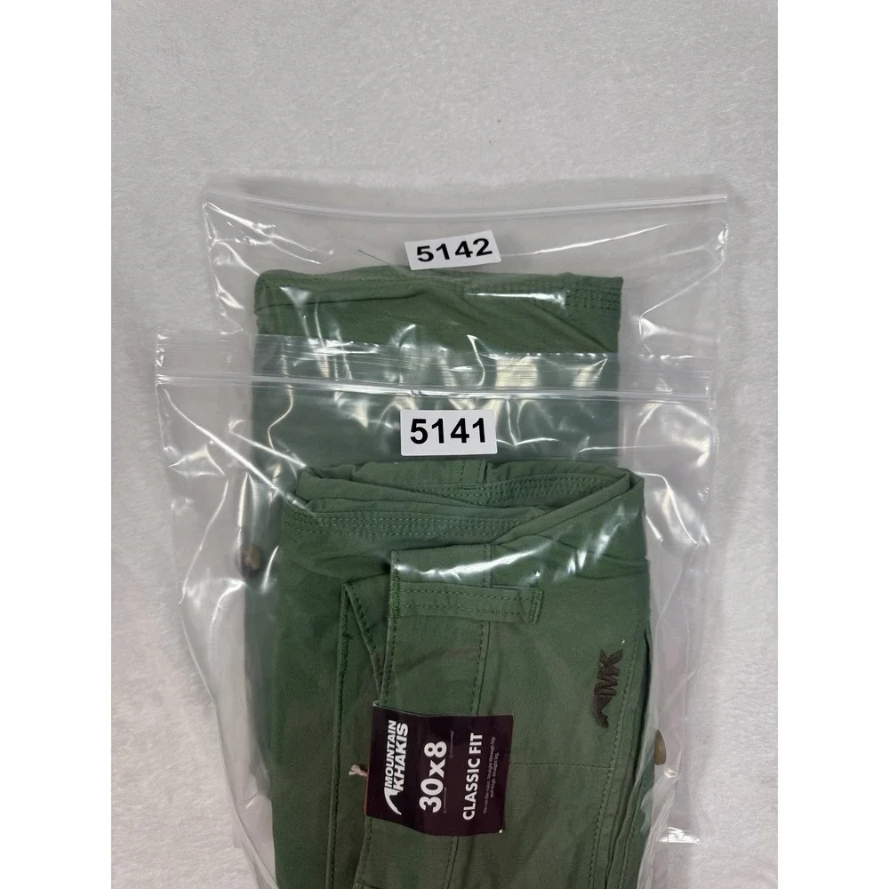 Mountain Khakis Mens Poplin Shorts Classic Fit Green Size 30x8 Gorpcore Golf - Picture 7 of 7